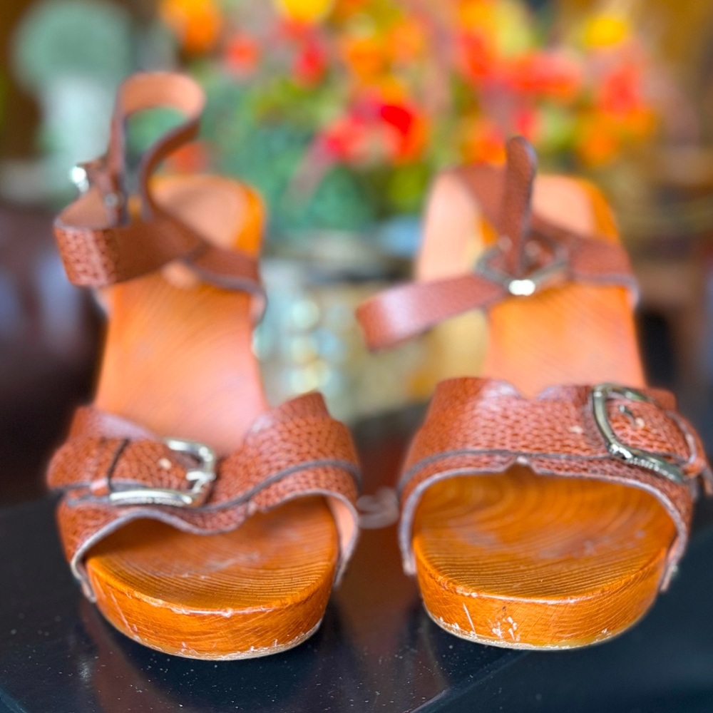 Dolce & Gabbana Cognac brown leather sandals heels with studs western vibe boho - Picture 9 of 11